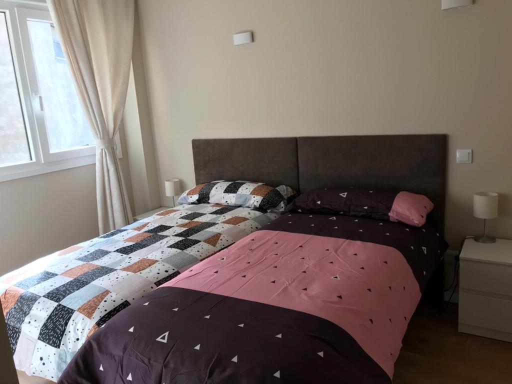 Apartamentos Picasso Alcalá de Henares Exteriör bild