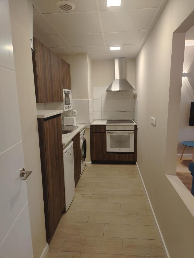 Apartamentos Picasso Alcalá de Henares Exteriör bild